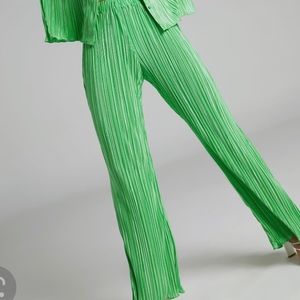 Showpo Beca Plisse Flared Pants in Bright Green